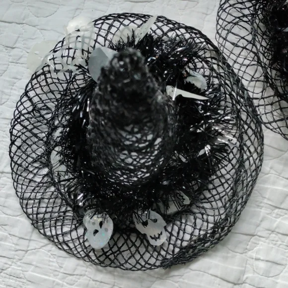 🧙‍♀️🧹2🧿WITCH'S HAT'S 🎃👻🕸️☠️ WITH SKULL GARLAND 🪦💀ARTS&CRAFTS OR PETS😽🐕