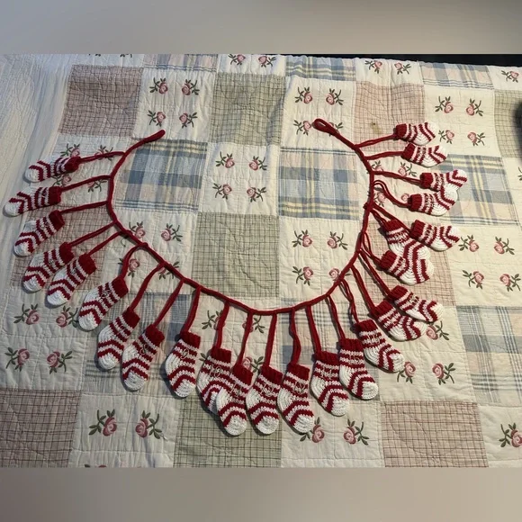 Knit stocking garland