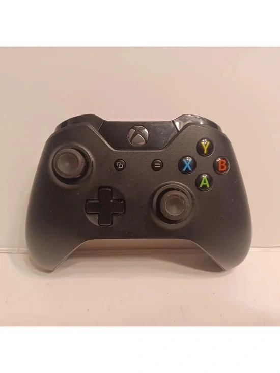 Microsoft Xbox One Wireless Controller - 1697 Model - Black