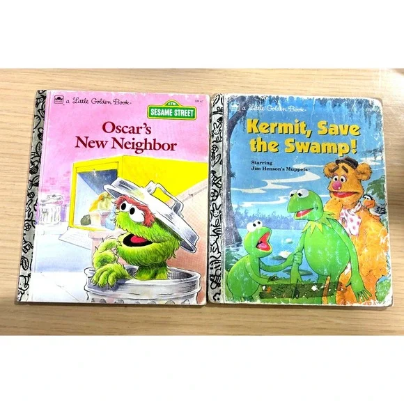 Vintage Lot of 2 Little Golden Books Lot Sesame Street Kermit Muppets Oscar Frog