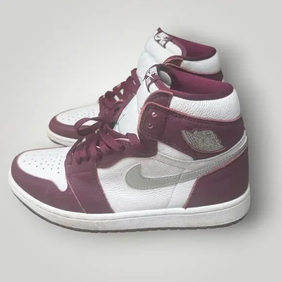 Nike Air Jordan 1 High OG Bordeaux Men's Sneakers 555088-611 Size 9