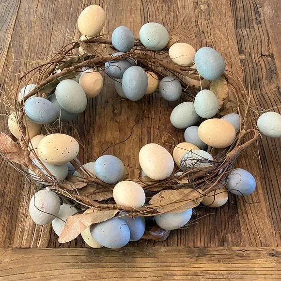 Pier 1 Blue and Cream Egg Garland