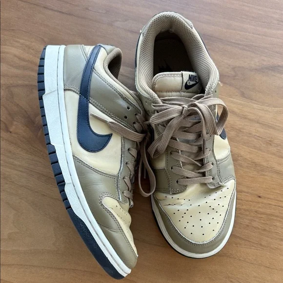 Nike Men’s Low-Top Sneakers in Tan and Black Swoosh