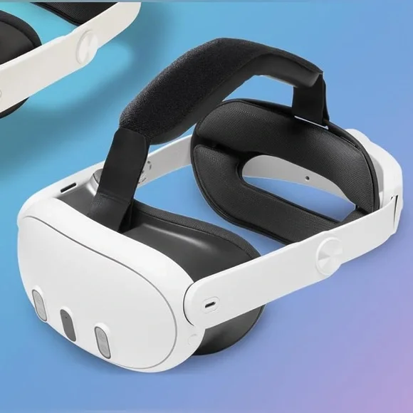 White VR Headset with Black Padding - Unbranded Virtual Reality Headset