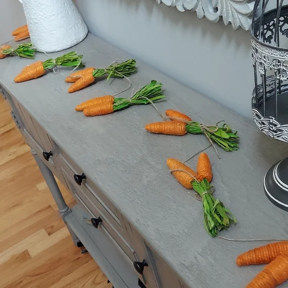 Easter decor ( carrots ) garland