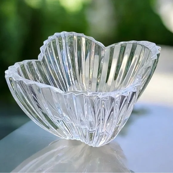 Vintage Crystal Glassware Mikasa Lydia Tulip Dish Elegant Home Decor Clear Glass