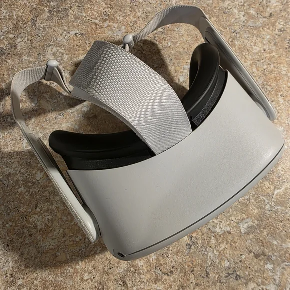 Meta Oculus Quest 2 All-In-One VR Headset