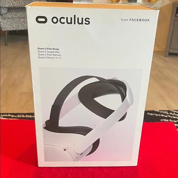 Oculus Quest 2 Elite Strap in White and Black