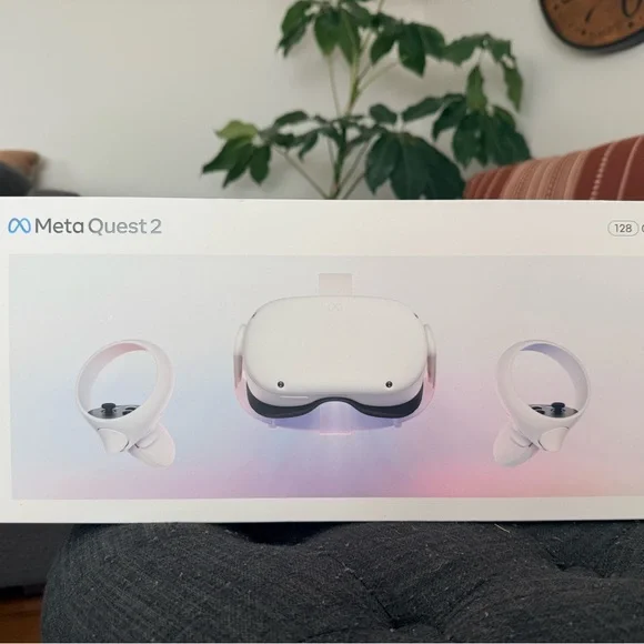 Quest 2 VR Headset - White