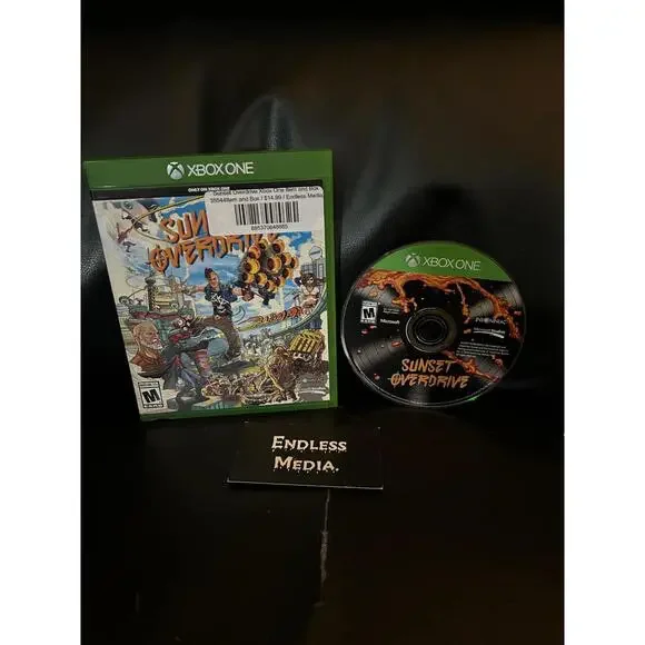 Sunset Overdrive Microsoft Xbox One Item and Box Video Game