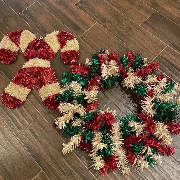 Festive Holiday Wreath and Candy Cane Set