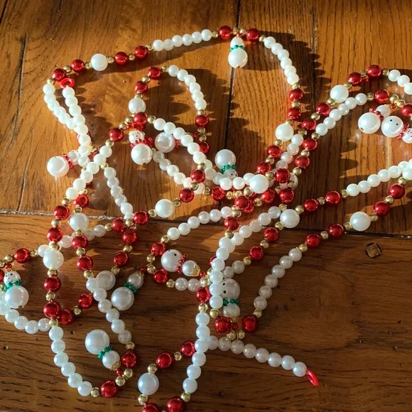 Faux Pearl Garland
