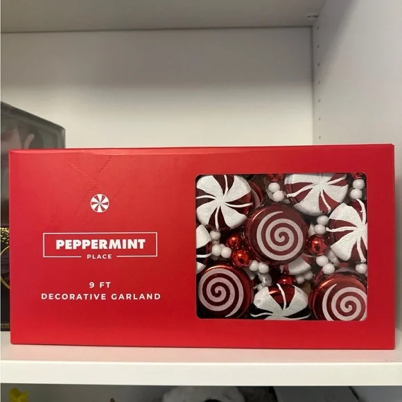Peppermint Festive Red and White Garland