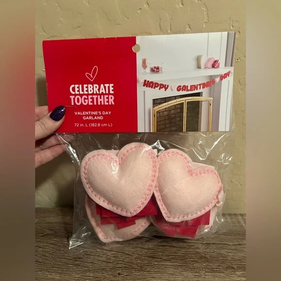 Happy Galentine’s Day Valentine Felt Heart Decoration Garland NWT
