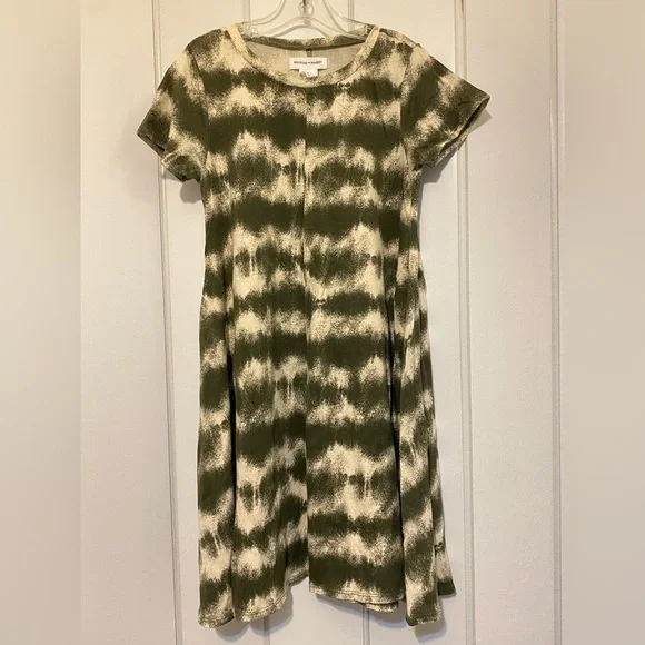 Melrose and Market Olive and Cream Kids Dress