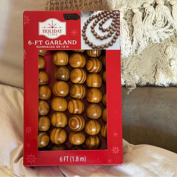 Christmas NIB wooden beaded garland 6’