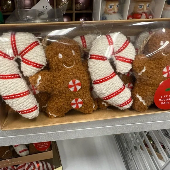 Festive Gingerbread and Candy Cane Garland