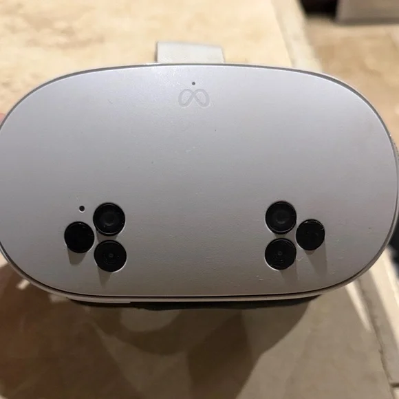 Oculus Gray VR Headset