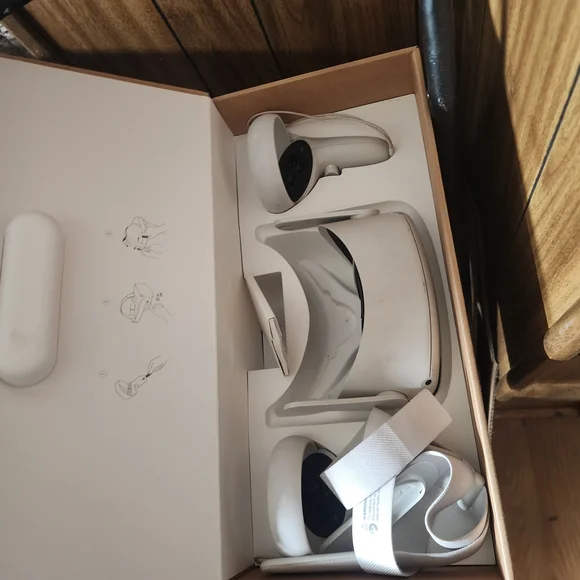 White VR Headset and Controllers