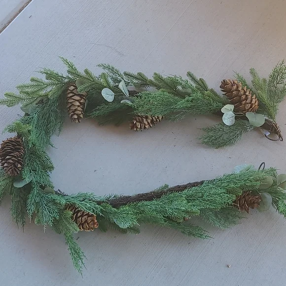 Pine and Eucalyptus 6ft Garland