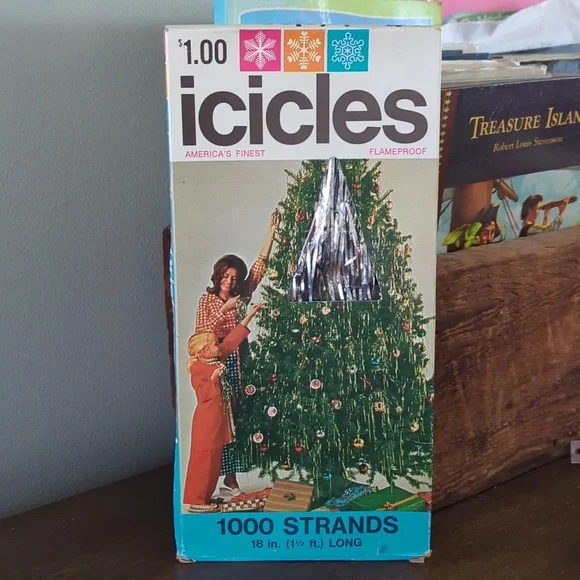 SILVER Christmas Tinsle Icicles Vintage