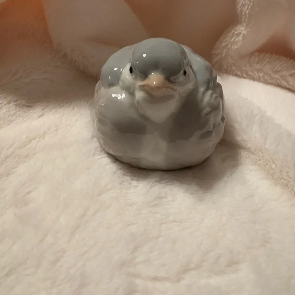 Vintage Otagiri Porcelain Baby Bird Figurine.