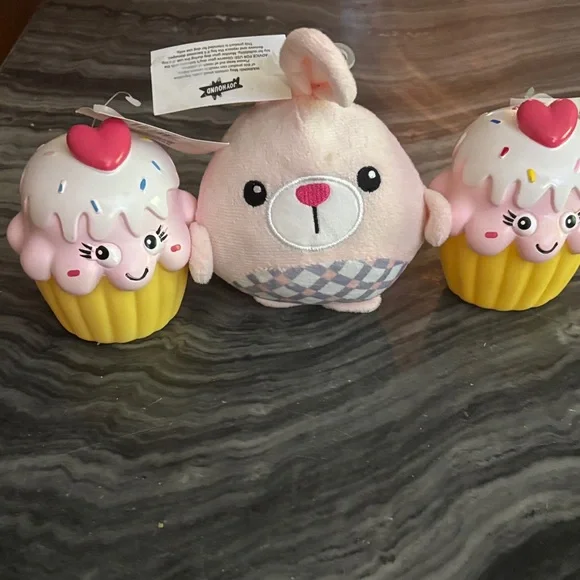 Joyhound Charming Plush Bunny and 2 Cupcake Toy Set