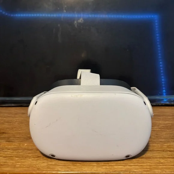 Oculus White VR Headset