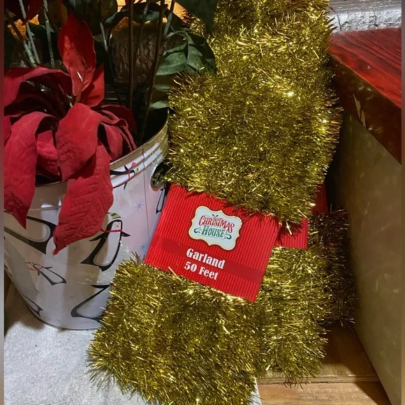 Gold Garland, 4