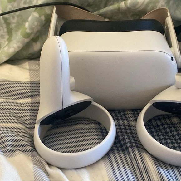 White VR Headset With Controllers