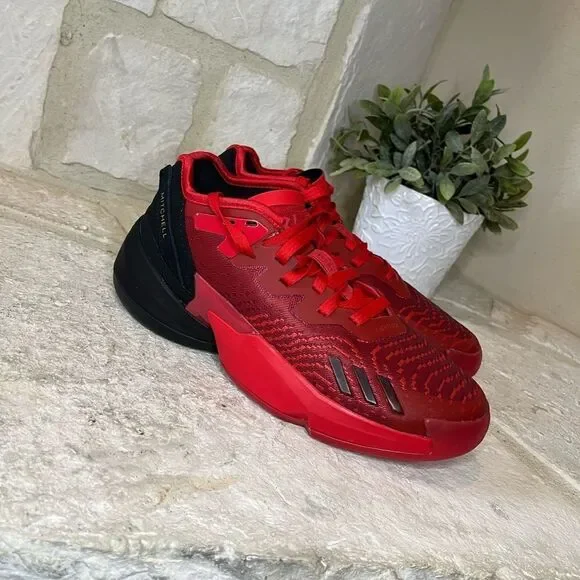 Adidas D.O.N. Issue 4 Red/Black sneakers sz 7