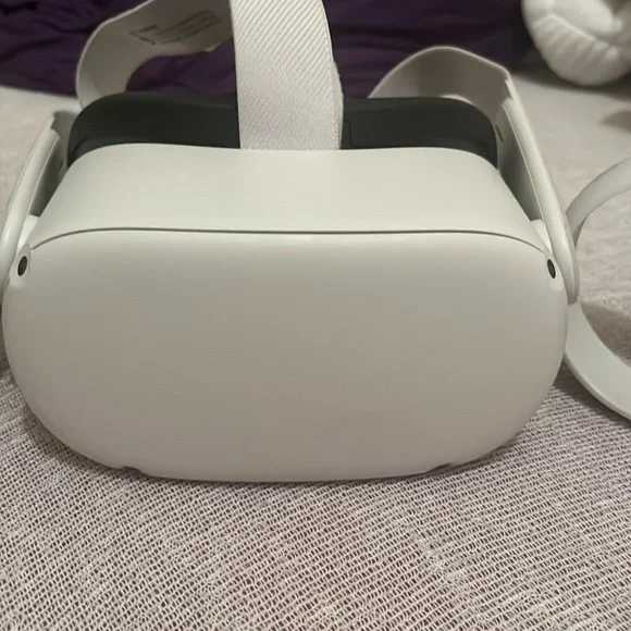 Oculus quest 2.