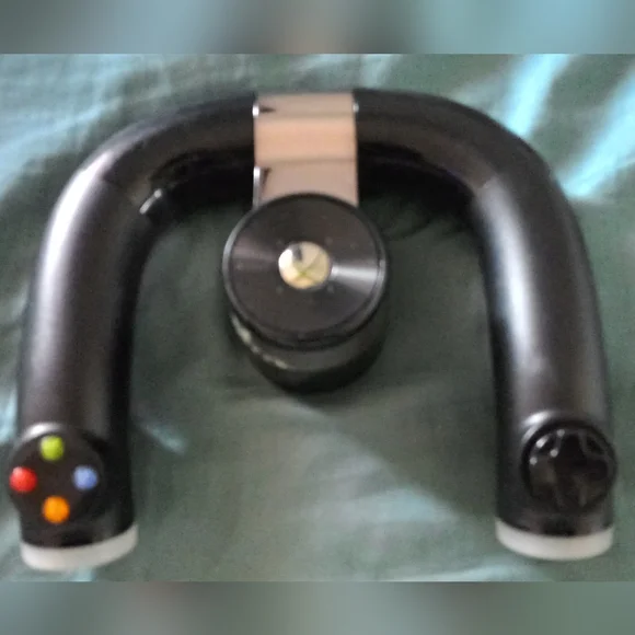 Microsoft Xbox 360° Wireless Speed Steering Wheel/Racing Controller