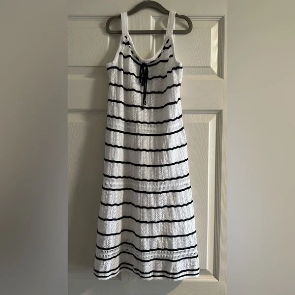 Rare Editions Girls Black and White Crochet Style adress