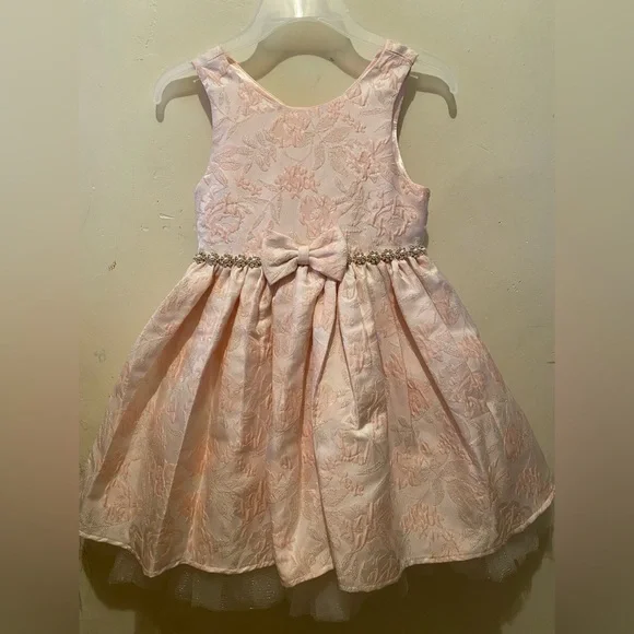 Light pink dress