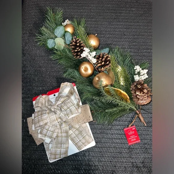 Nwt garland decor