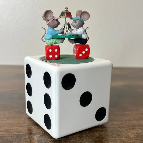 1996 Enesco Mice n Dice Musical Box 