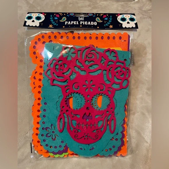 NEW Felt Dia de Muertos-Day of the Dead Festive Banner 4 ft New Colorful