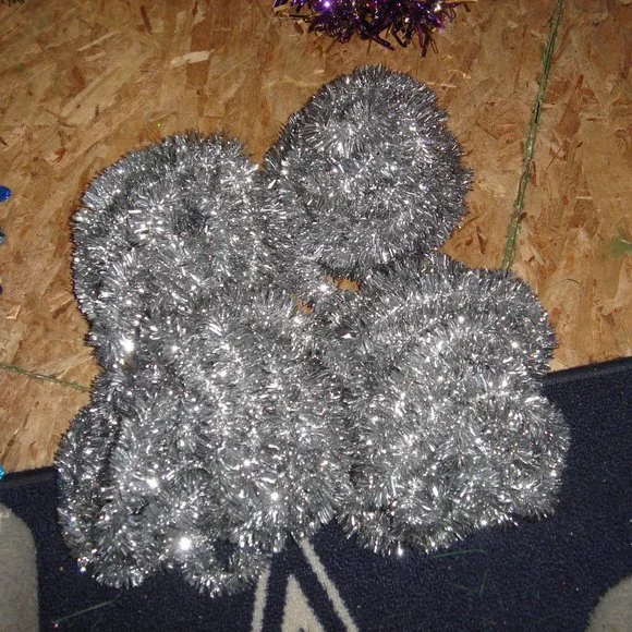 4 strands of silver garland