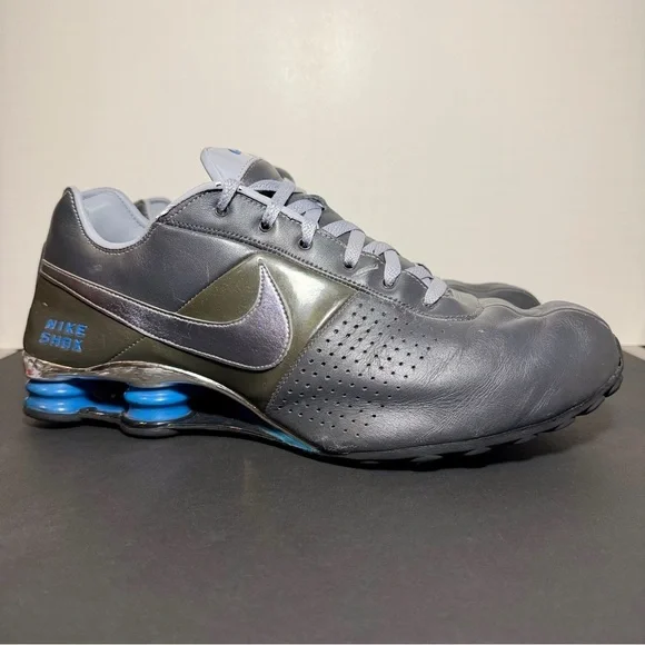 Mens Vintage NIKE Shox Deliver Gray Leather Athletic Shoes / Size 13