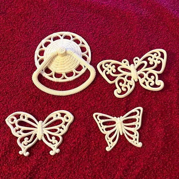 Vintage Homco Home Interiors White Bathroom butterfly decor set