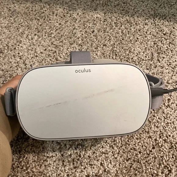 Oculus grey