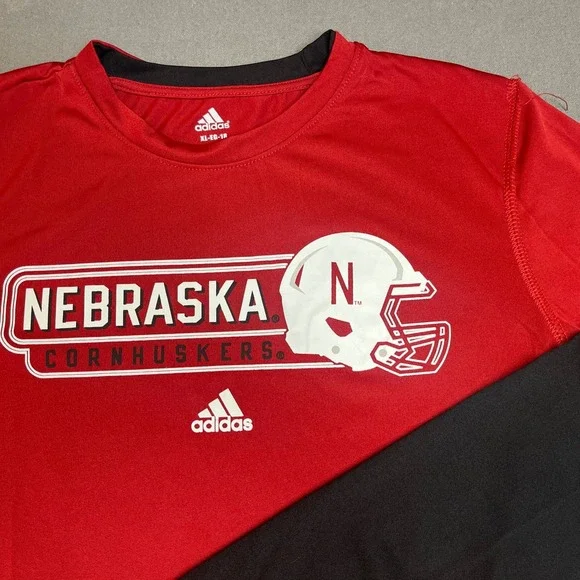 Adidas Nebraska‎ Cornhuskers Long sleeve T-Shirt Youth XL (18) Adult Small
