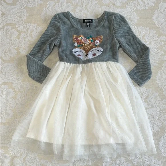 Zunie Gray and White Cuffed Sleeve Sundress