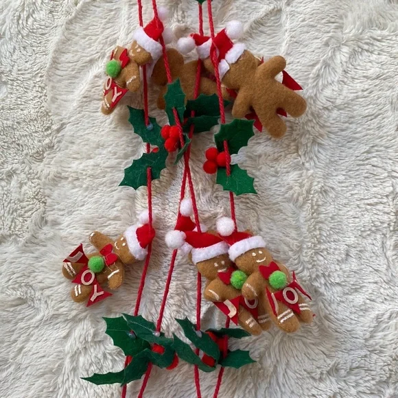 Gingerbread Gardland