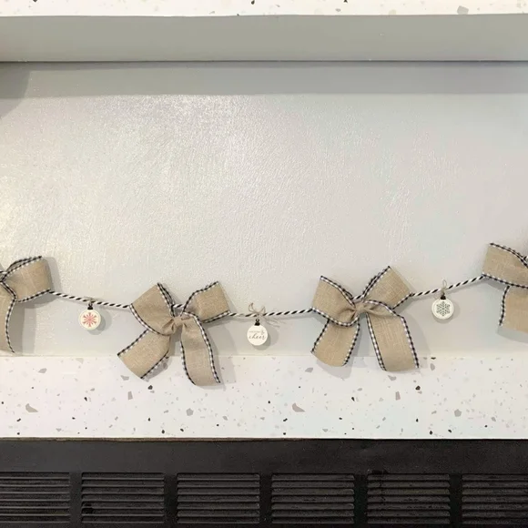 Handmade Plaid Ribbon & Ornament Garland