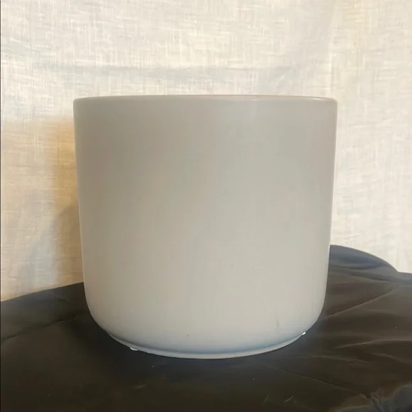 Elegant grey ceramic Planter