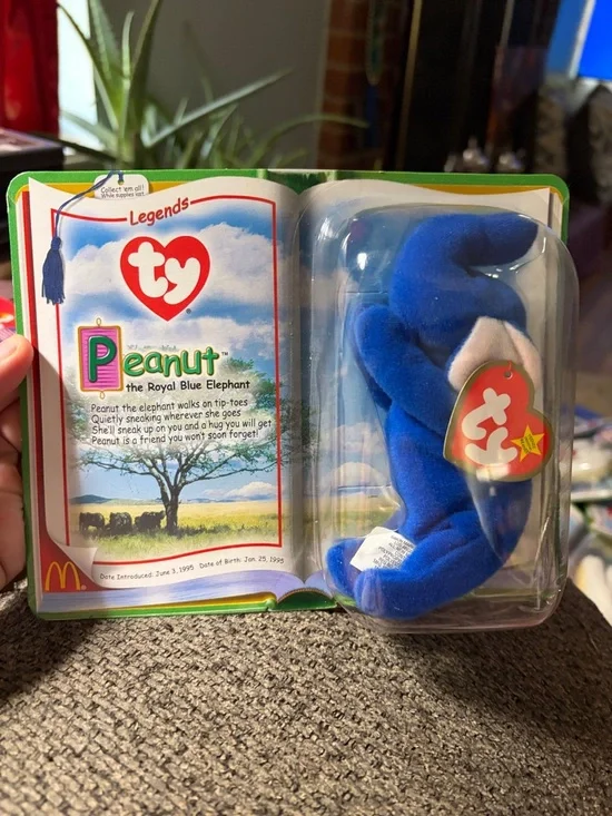 Ty Peanut Royal Blue Elephant Plush with Red Heart Tag