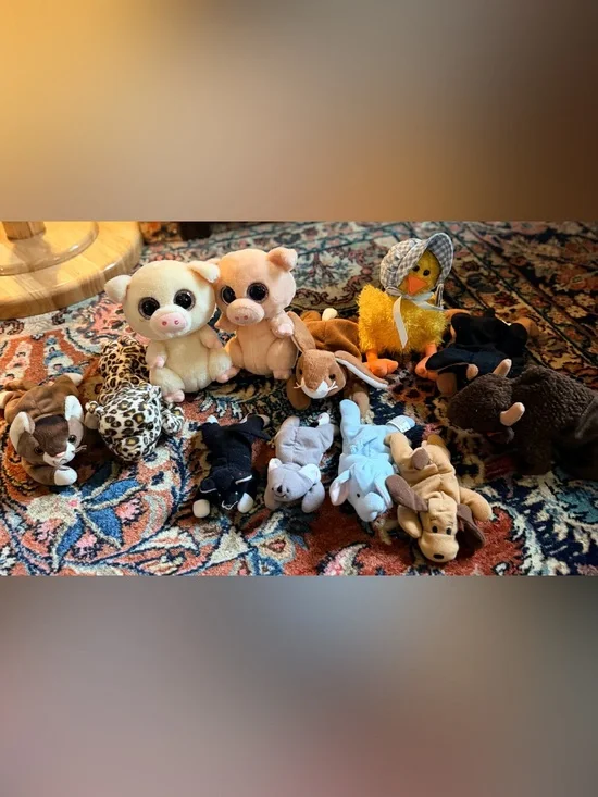 Lot of 12 Vintage Assorted Beanie babies from 1990s