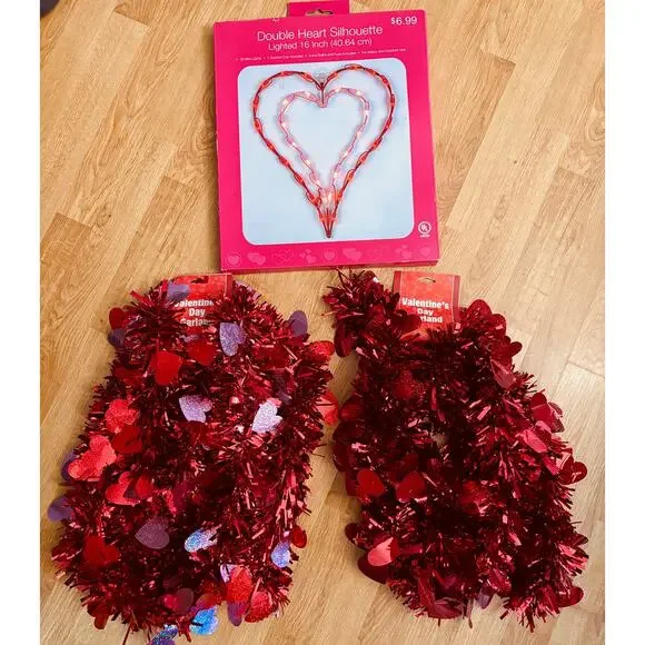 3PC NWT Love Hearts Wedding Bachelorette Engagement Valentine Decor
